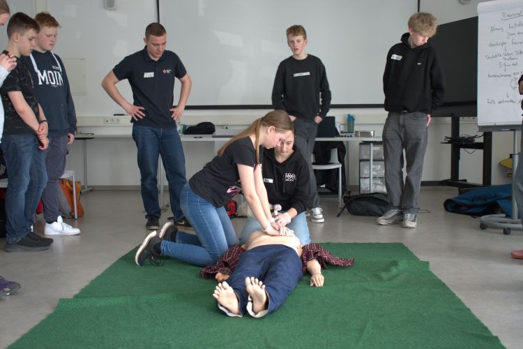 Schulsanitätsdienst beim diesjährigen Fallbeispieltag