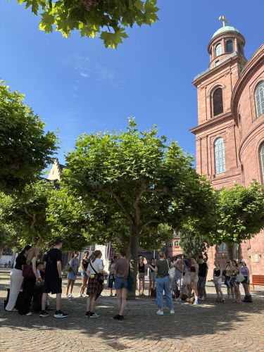 Frankfurt zwischen Romantik, Demokratie und Erinnerung  