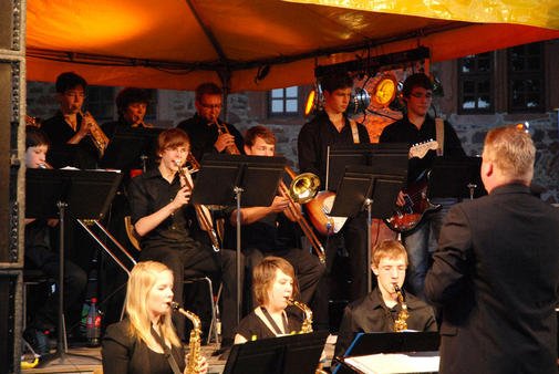 Big Band Lions Weinfest